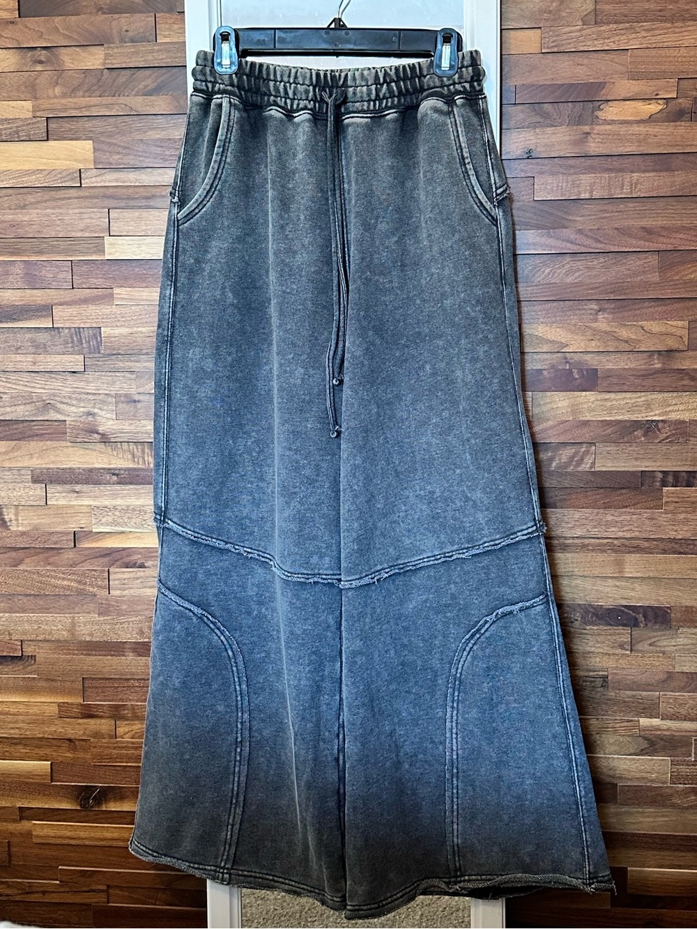 NWT🖤Zenana Premium French Terry Flare Pants Small Ash Black